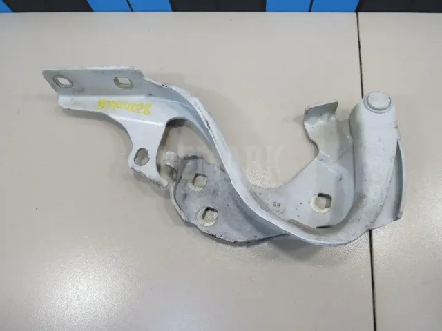 Петля капота правая для  Fiat 500 2008
