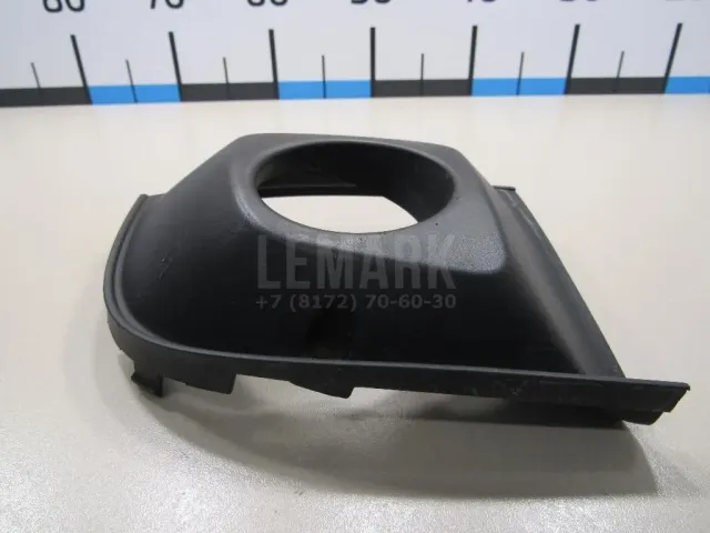 Рамка противотуманной фары правой для  BMW 3-serie F30/F31/F80 2011-2020