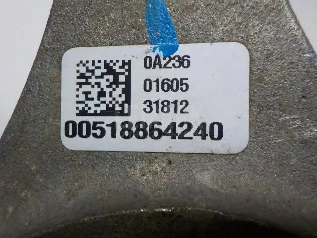 Опора КПП задняя для  GM Pontiac Vibe 2002-2007