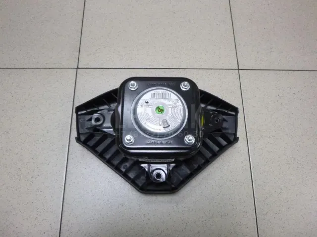 Подушка безопасности в рулевое колесо для  BMW 1-serie F20/F21 2011-2019