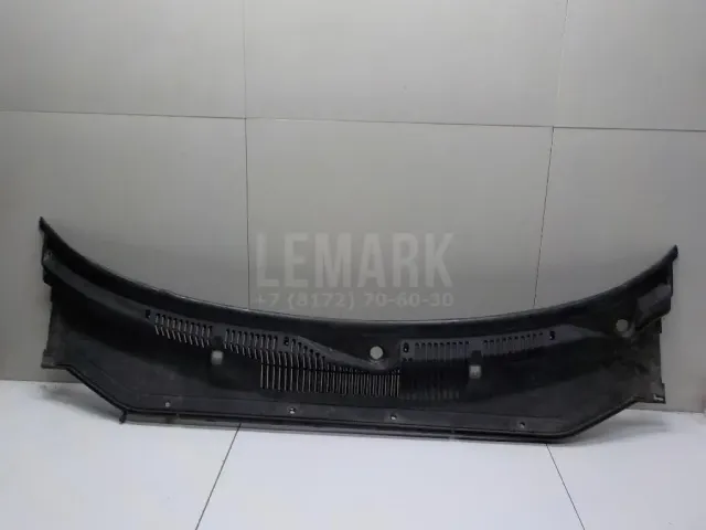 Решетка стеклооч. (планка под лобовое стекло) для  BMW i3 (I01) 2013-2022
