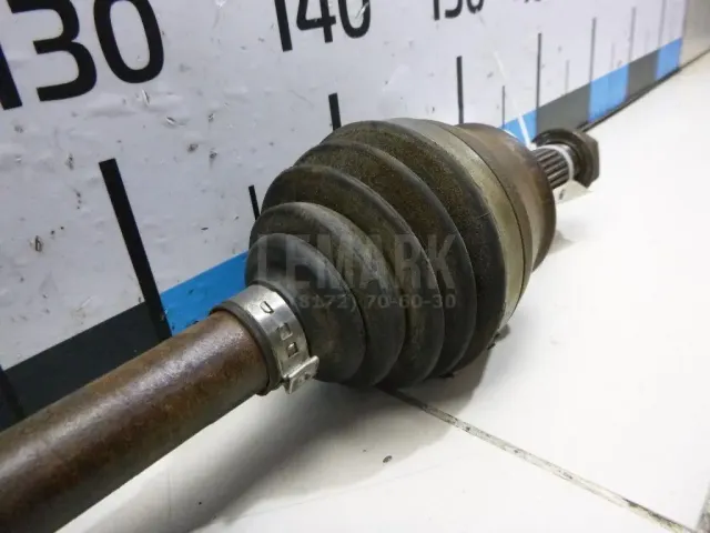 Полуось передняя правая
