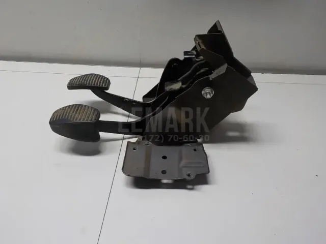 Блок педалей для  BMW 1-serie F20/F21 2011-2019