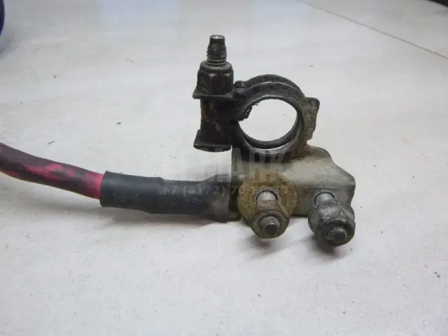 Клемма аккумулятора плюс для  Audi 80/90 [B3] 1986-1991