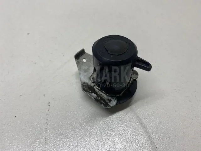 Вставка замка двери прав. для  BMW 3-serie E92/E93 2006-2012