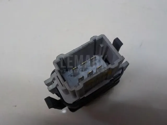 Кнопка обогрева сидений для  Audi A5/S5 [8F] Cabrio 2010-2016