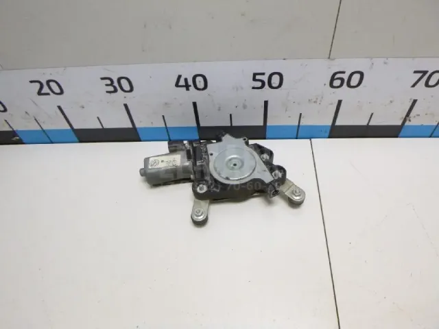 Моторчик стеклоподъемника
