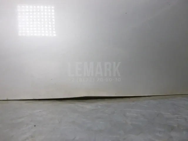 Дверь багажника