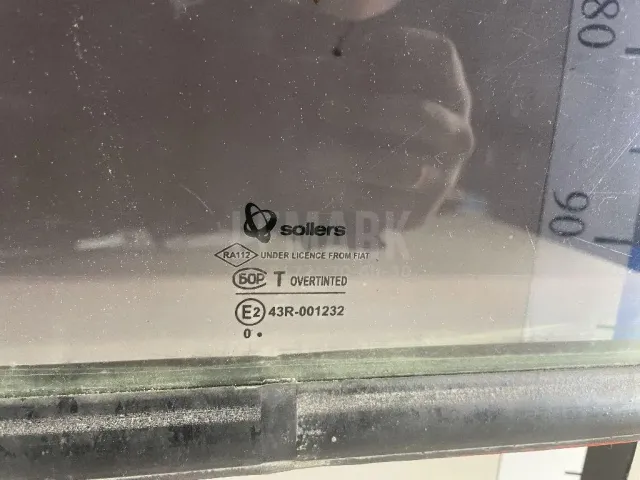 Стекло боковое для  BYD Flyer 2005-2008