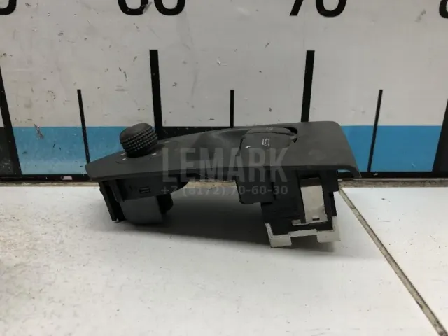 Блок управления стеклоподъемниками для  BMW 1-serie F20/F21 2011-2019