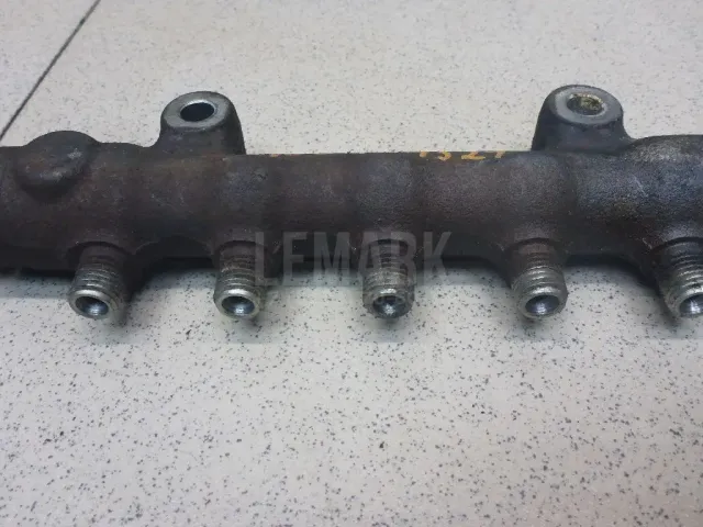 Рейка топливная (рампа) для  Ford America F150 2004-2008