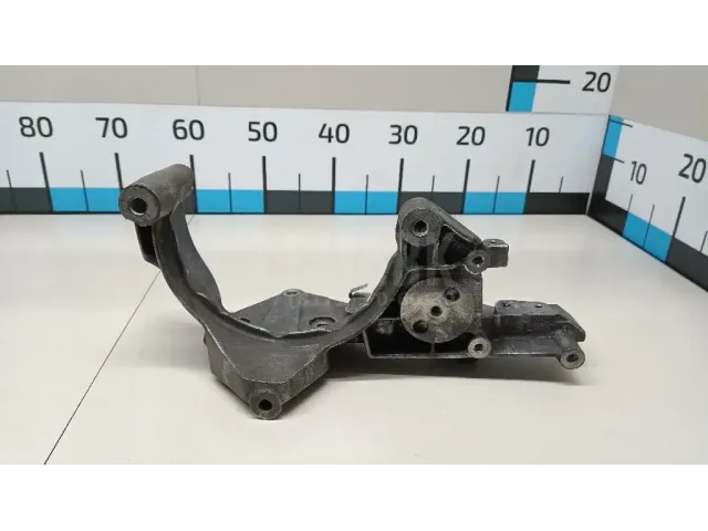 Кронштейн генератора для  BMW 6-serie E63 2004-2009