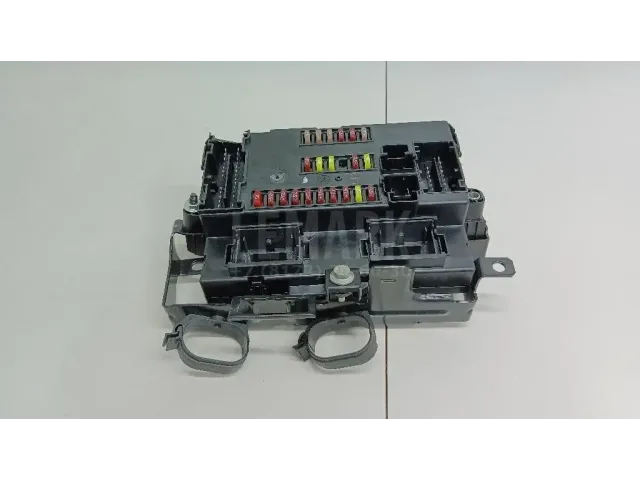 Блок предохранителей для  Ford Kuga 2008-2012