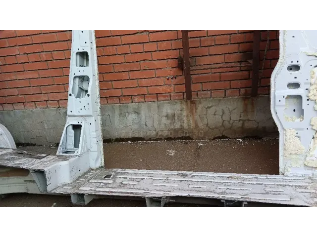 Кузовной элемент
