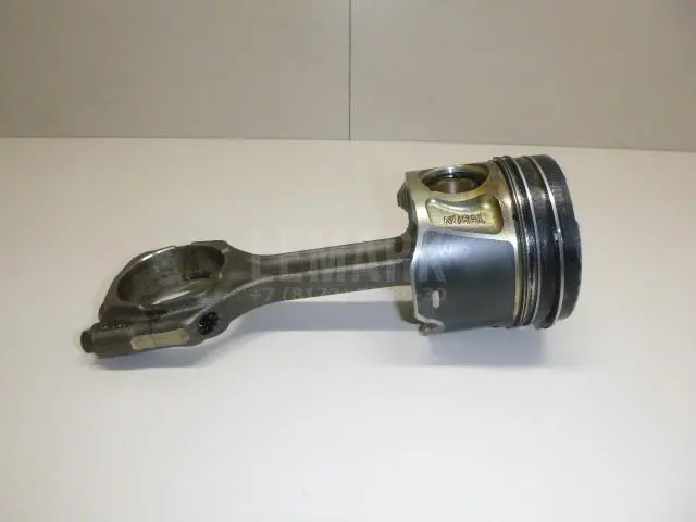 Поршень с шатуном для  Ford Kuga 2008-2012