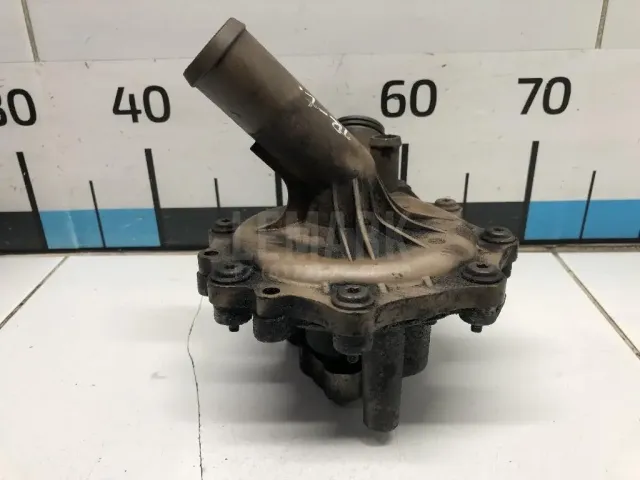 Насос водяной (помпа) для  Ford America F150 2008-2014
