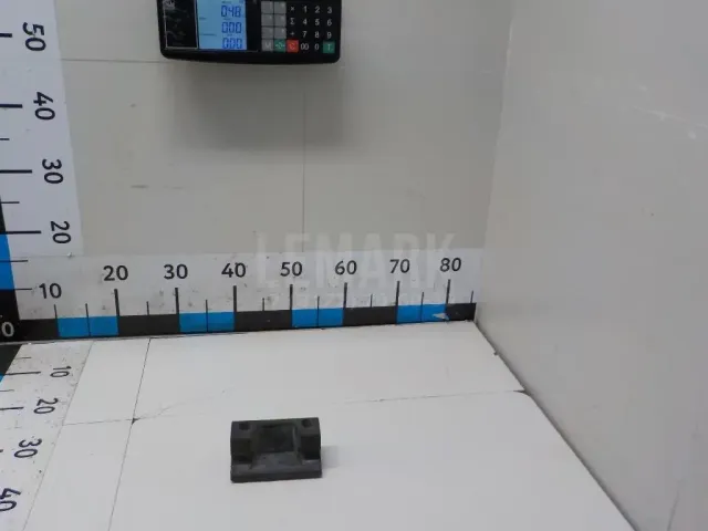 Ограничитель двери