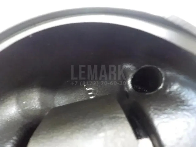Поршень с шатуном для  Ford Maverick 2001-2007