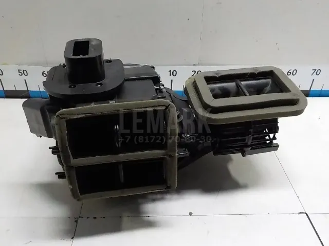Корпус отопителя для  BMW X1 F48 2014-2022