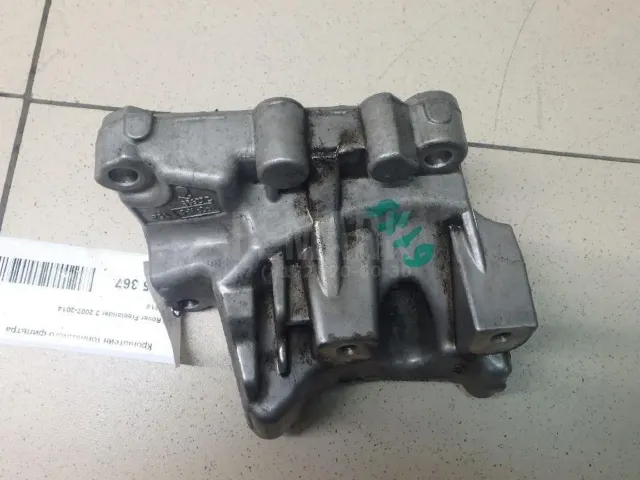 Кронштейн топливного фильтра для  Ford Kuga 2008-2012