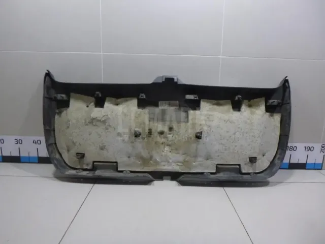 Обшивка двери багажника для  BMW 7-serie E65/E66 2001-2008