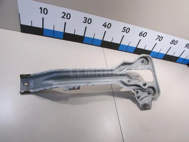 Кронштейн замка капота для  Ford Ranger 2012-2015