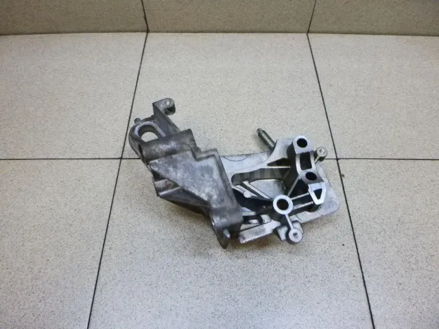 Кронштейн двигателя для  Citroen C3 2002-2009