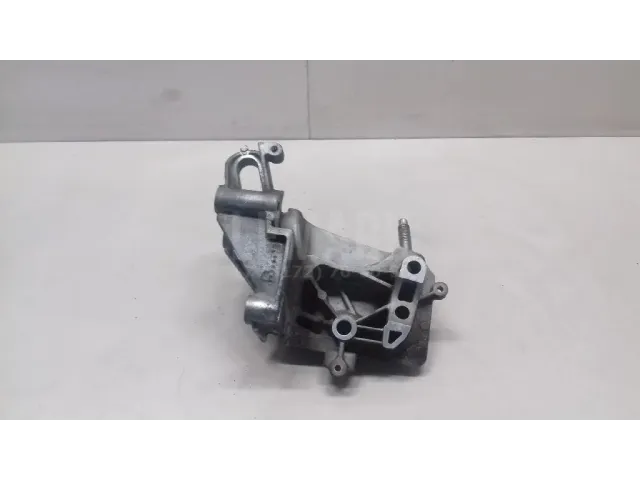 Кронштейн двигателя для  Great Wall Hover 2005-2010