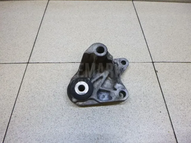 Кронштейн КПП