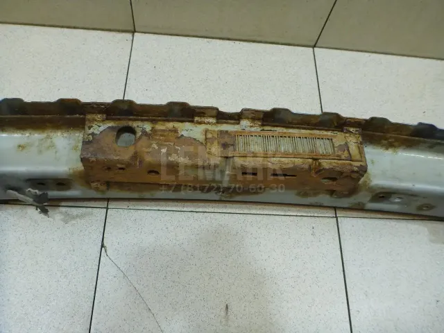 Усилитель переднего бампера для  CASE SV300 2012