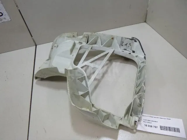 Направляющая заднего бампера левая для  Ford C-MAX 2003-2010
