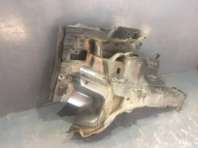 Лонжерон передний левый для  DAF LF 55 2001