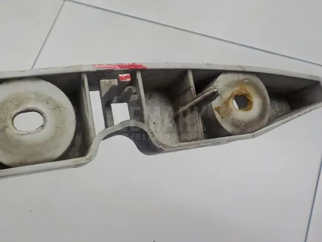 Направляющая переднего бампера левая для  BMW 3-serie F30/F31/F80 2011-2020