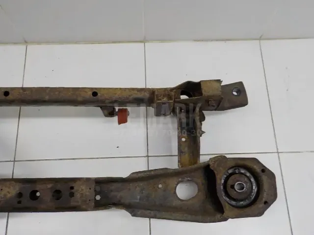 Балка задняя для  BMW X1 U11 2022