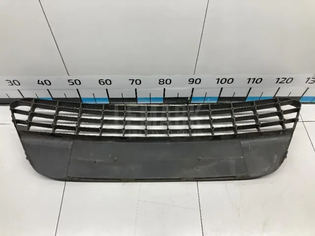 Решетка в бампер центральная для  Changan UNI-T 2020