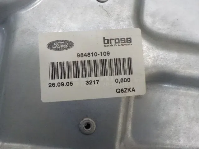 Стеклоподъемник механ. задний левый для  Chrysler Sebring 2006-2010