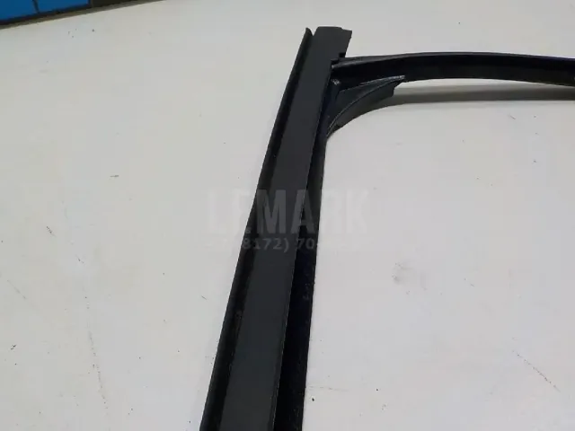 Уплотнитель стекла двери для  Chevrolet Spark 2005-2010