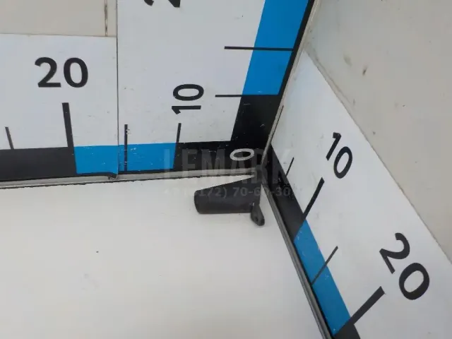 Отбойник крышки багажника