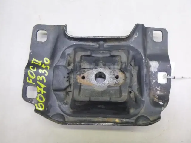 Опора КПП левая для  Chevrolet Captiva (C100) 2006-2010