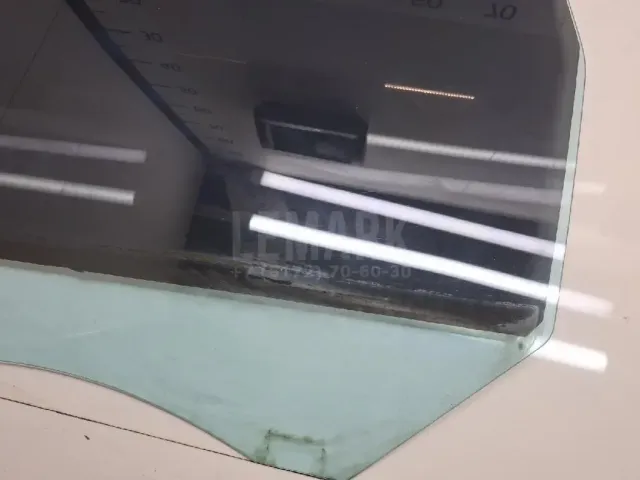 Стекло двери задней левой