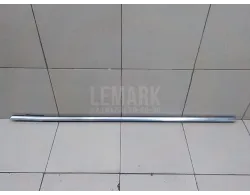Накладка стекла переднего левого