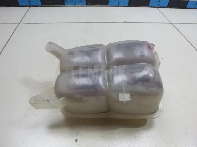 Бачок расширительный