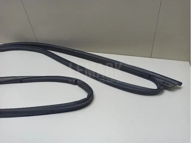 Уплотнитель двери для  Daewoo Rezzo 2000-2011