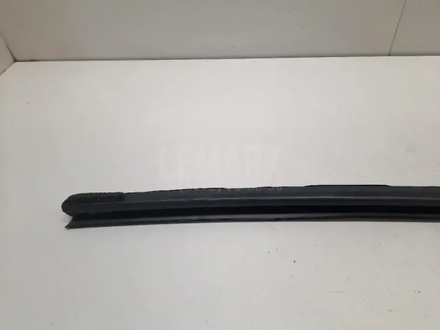 Накладка стекла заднего левого для  BMW 5-serie F10/F11 2009-2016