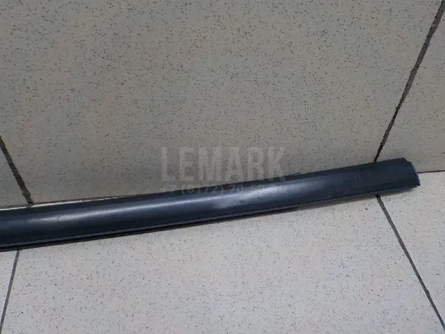 Накладка стекла заднего правого для  Haval H9 2014-2024