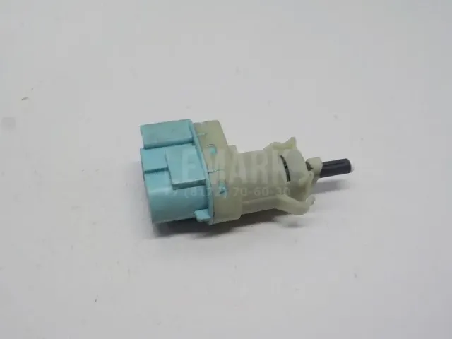 Датчик включения стопсигнала для  Fiat Brava 1995-2001