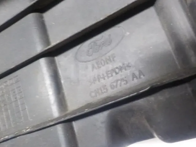 Пыльник двигателя боковой правый для  BMW 5-serie F10/F11 2009-2016