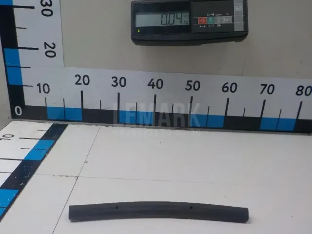 Уплотнитель капота для  Ford EcoSport 2012-2023