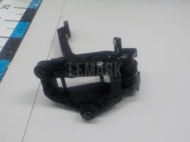 Педаль сцепления для  BMW X1 E84 2009-2015