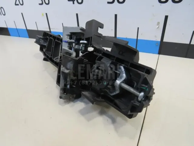 Ручка двери задней наружная правая для  Ford Kuga 2008-2012
